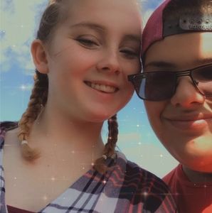 Meet your Posher, Dixie